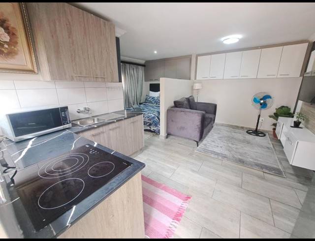 1 BEDROOM PROPERTY TO RENT IN MUCKLENEUK